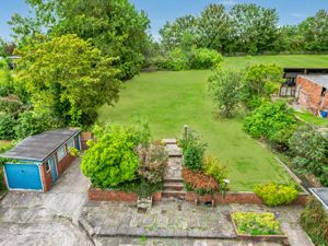 Photo 28- click for photo gallery